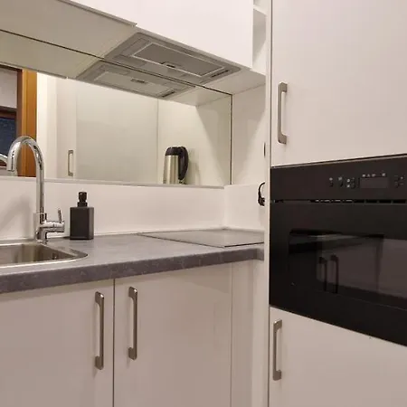 Apartment Carice Milice Old Town