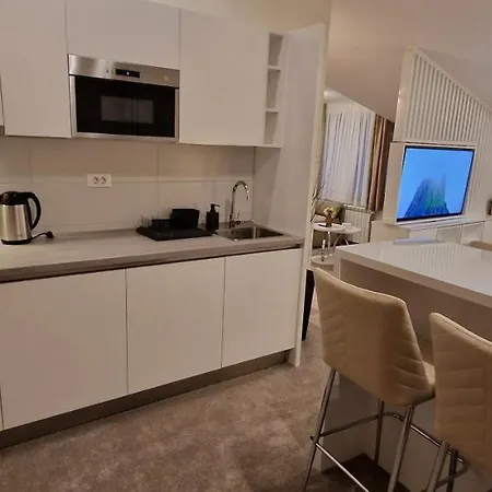 Carice Milice Old Town *