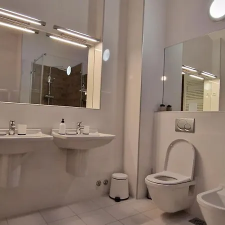 Apartment Carice Milice Old Town
