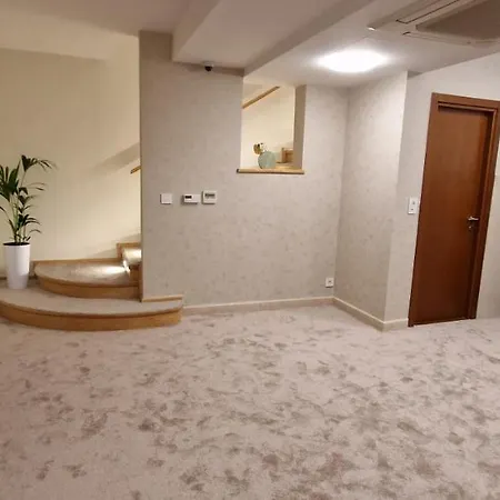 Apartment Carice Milice Old Town