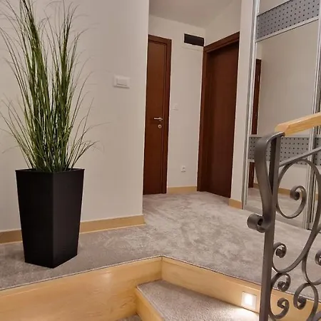 Carice Milice Old Town Apartment